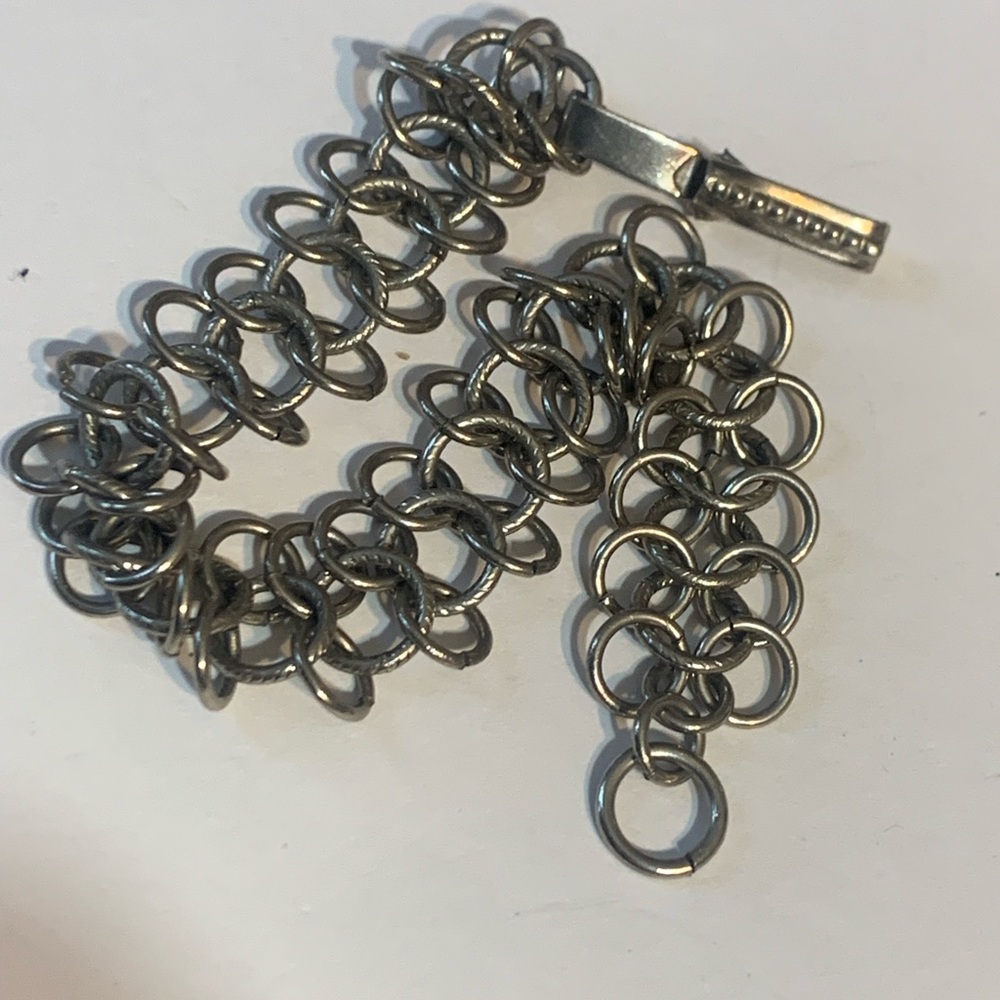 Vintage silver tone linked circle bracelet